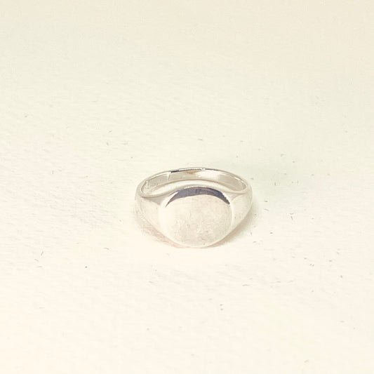 Round Silver signet Ring